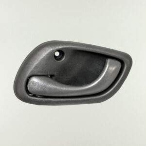 MANIJA INT TRACKER D/T IZQ 99-05 GRIS