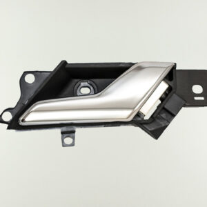 MANIJA INT CAPTIVA/SATURN 08-15 D/T DER