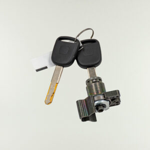 LLAVIN PTA  HD. CIVIC/CRV 12-15 PATA COR